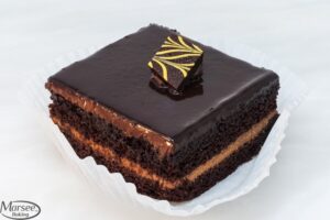 Chocolate Stout Baby Cake 3" - 6ct